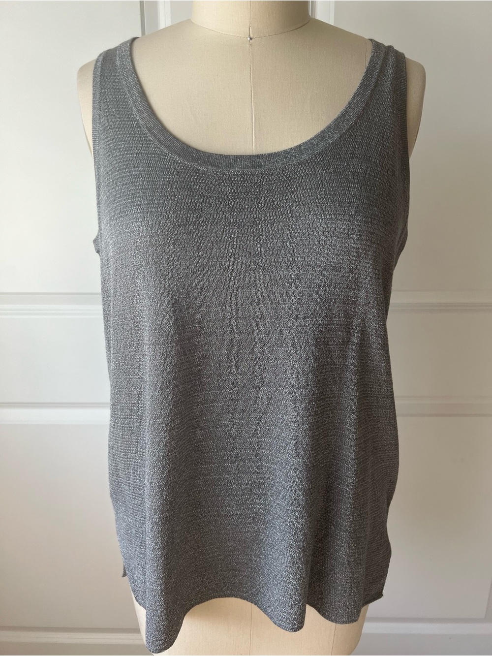LOFT Classic Scoop Neck Knit Tank Top